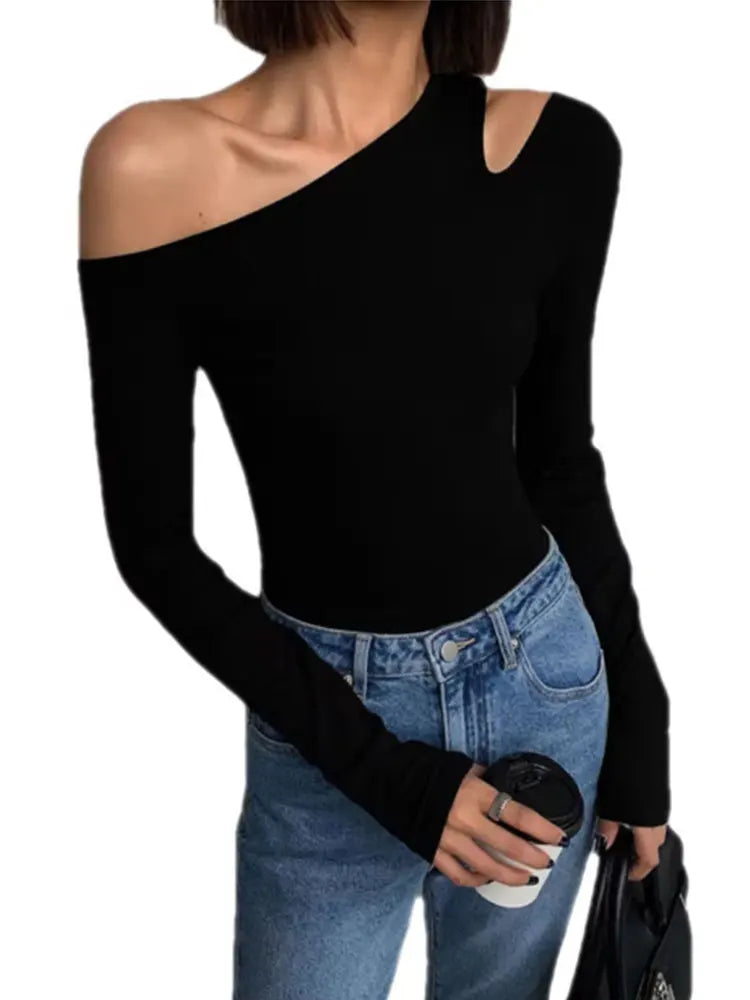 Fashion Skew Collar Off-shoulder Long-sleeved T-shirts.