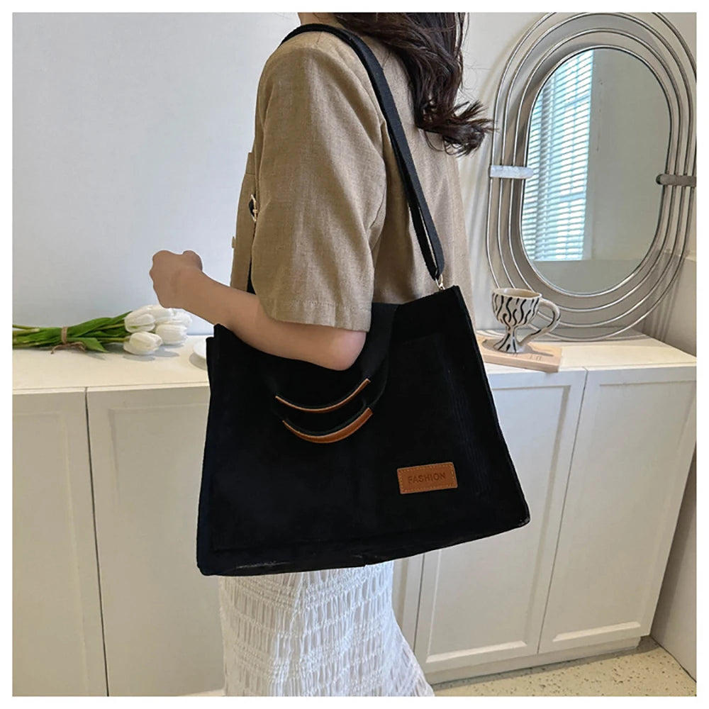Ladies' handbag, large capacity