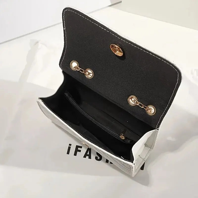 Chain Crossbody Bag