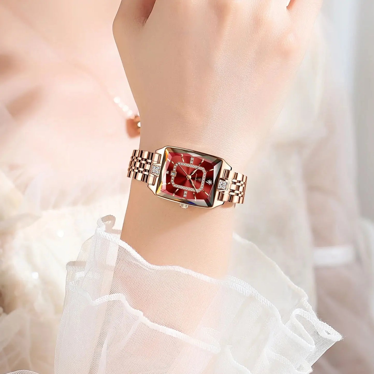 Top Elegant Women Wristwatch