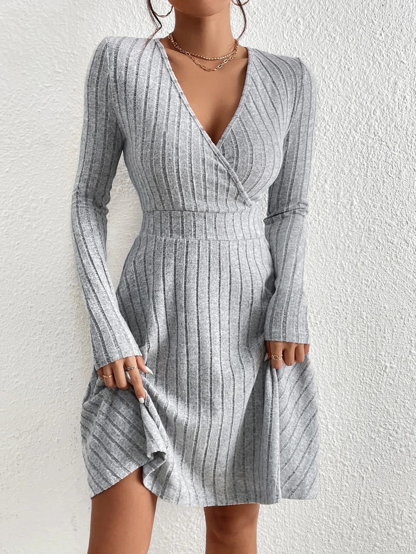 Bodycon Dress V-Neck Long Sleeve Dress.