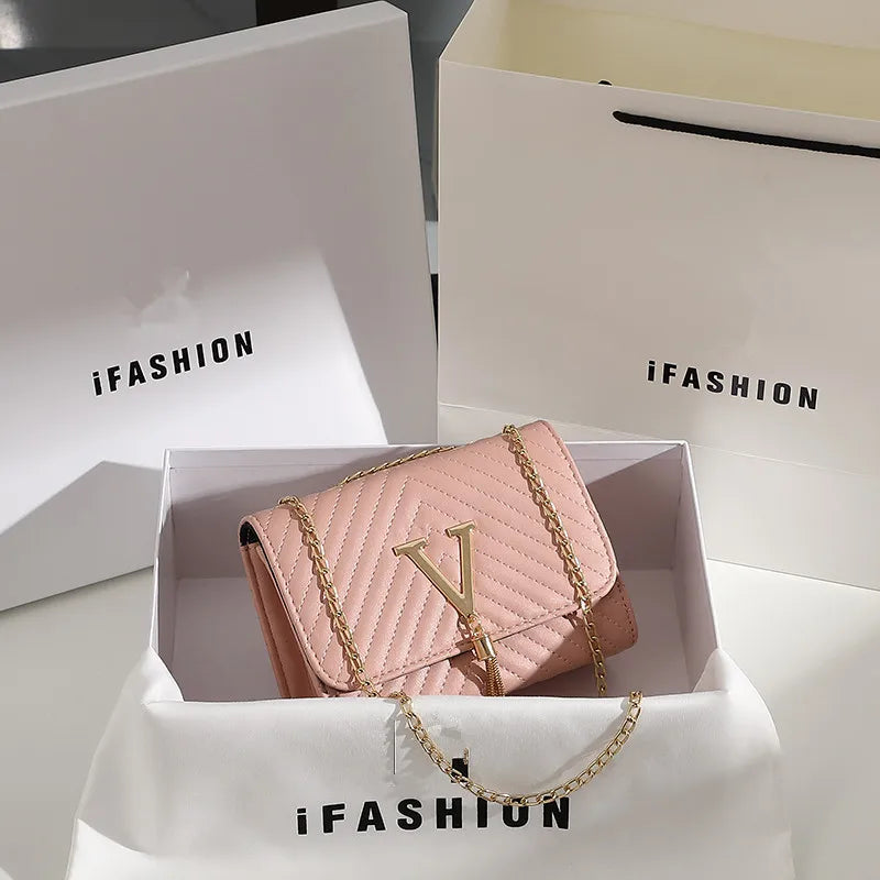 Chain Crossbody Bag
